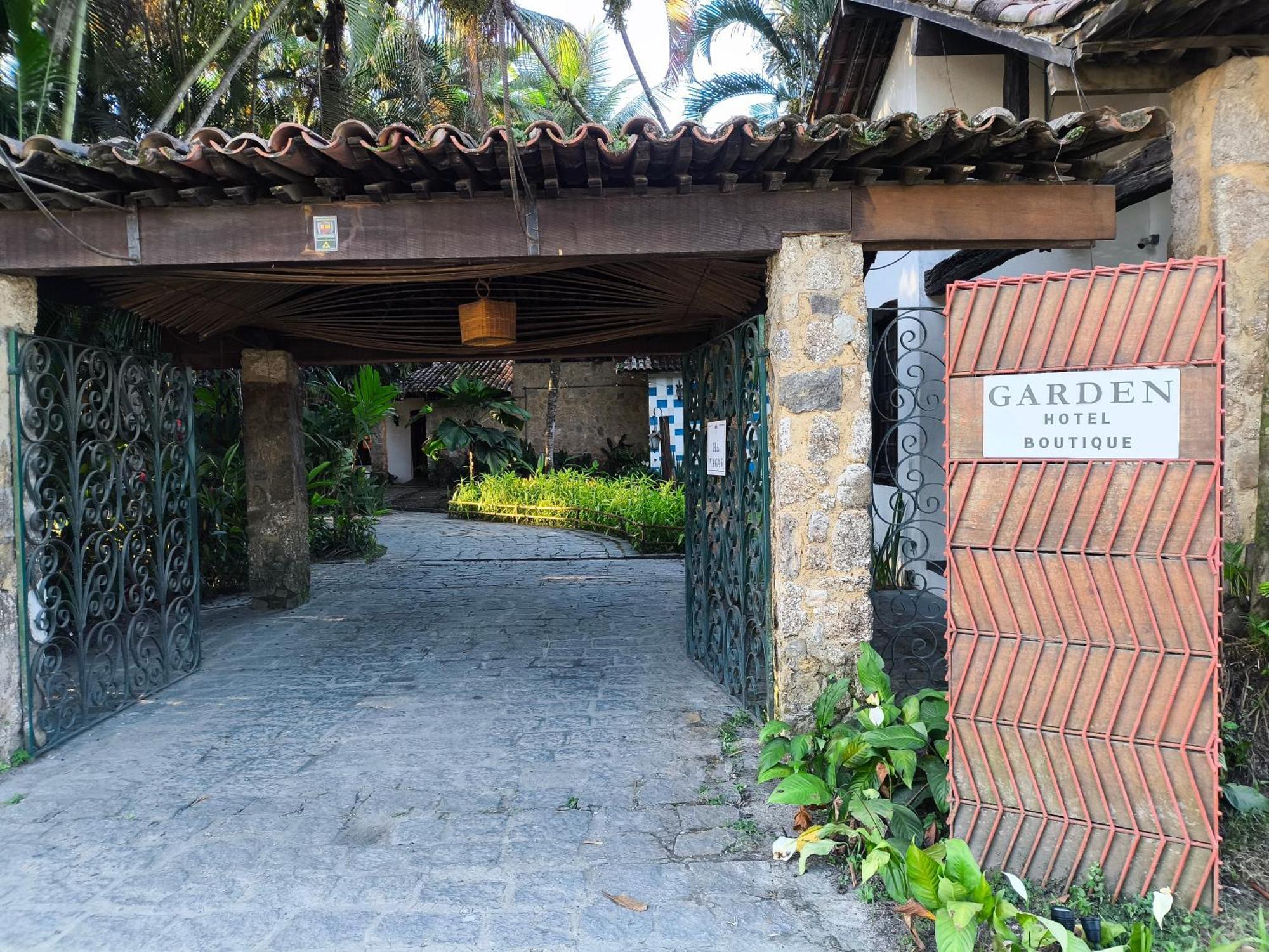 Garden Hotel Парати Экстерьер фото