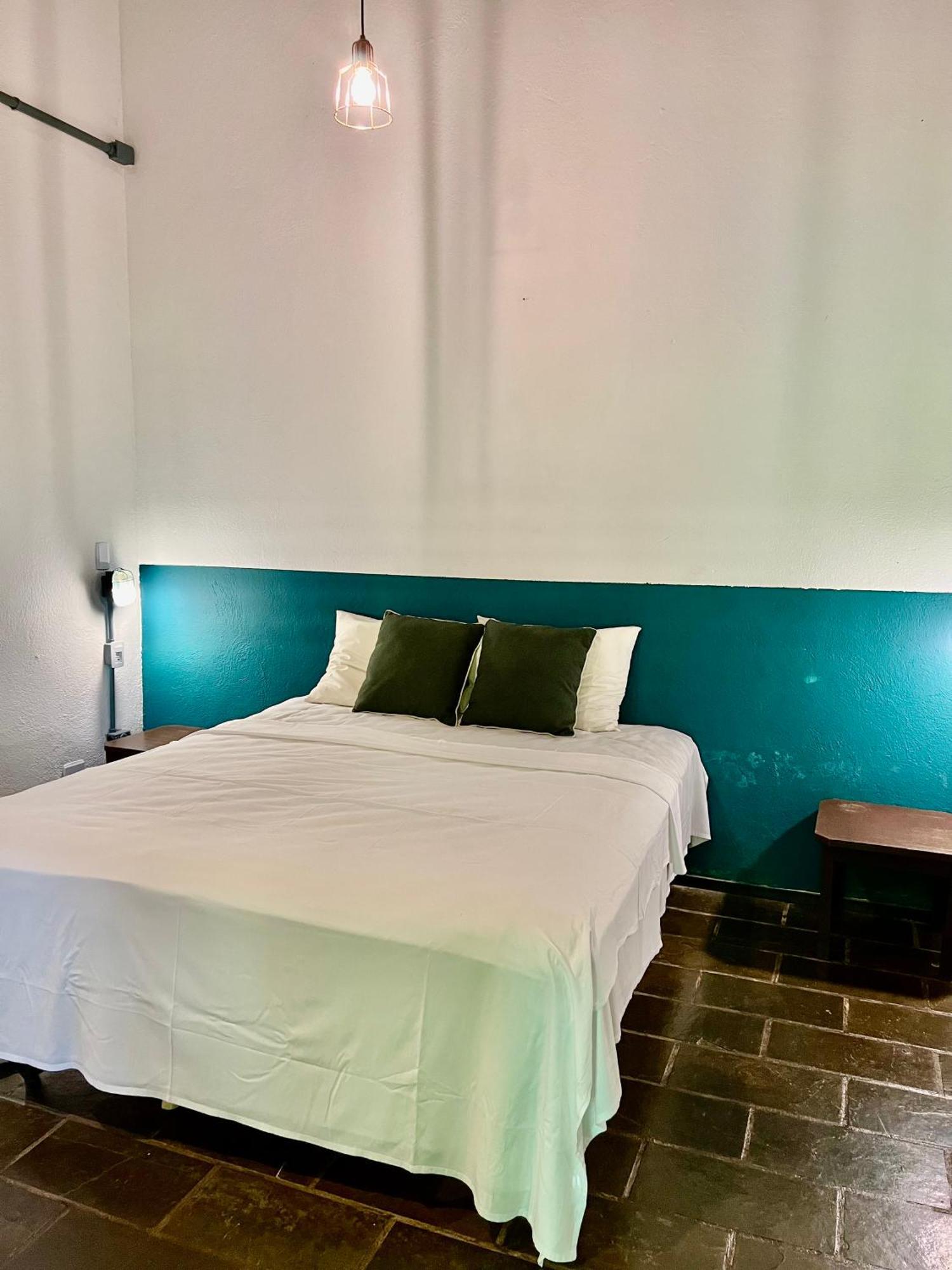Garden Hotel Парати Экстерьер фото